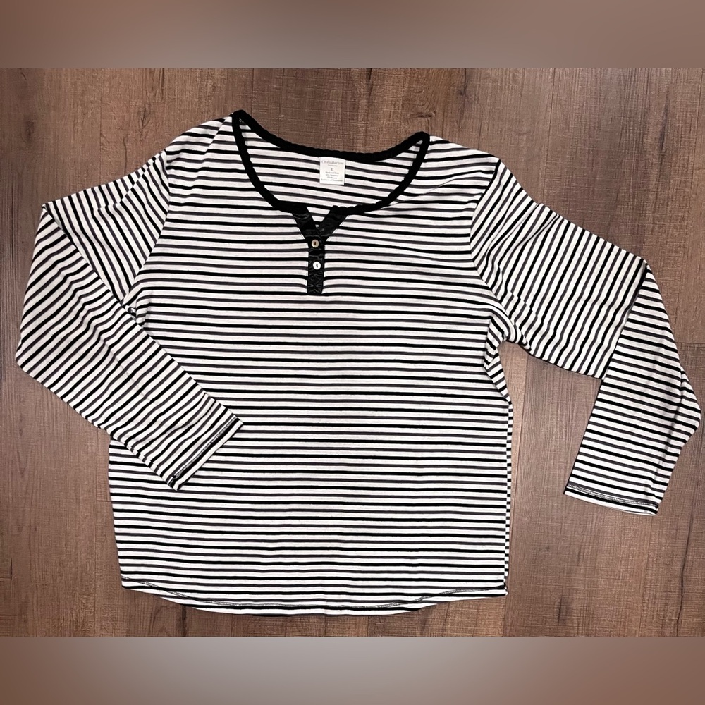 Croft & Barrow Intimates Top, Size Large